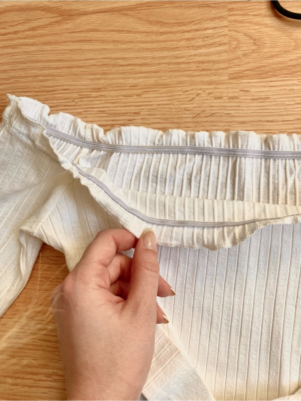 Cropped Off-Shoulder Tie-Front White Top - Picture 3 of 6